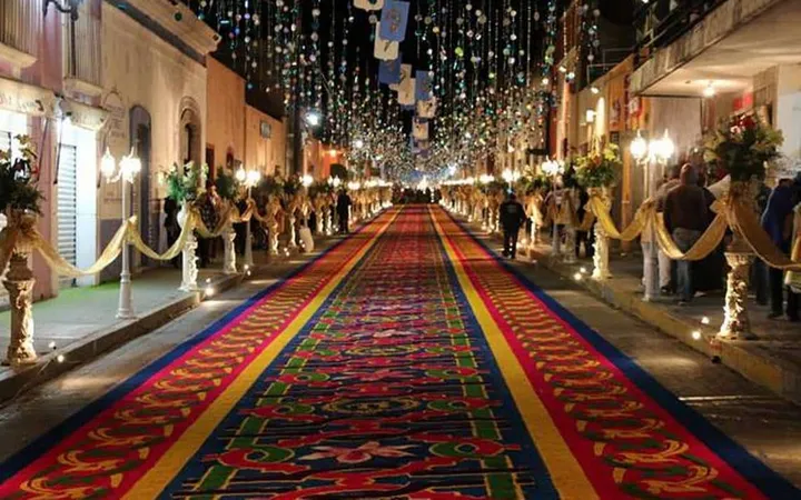 Huamantla, Tlaxcala: Night Nobody Sleeps Festival + Complete Guide (2026)