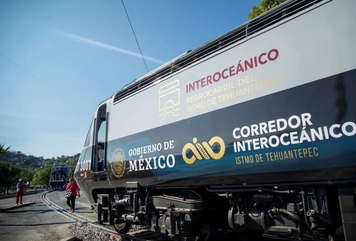 Interoceanic Corridor Train 2026: Tehuantepec Rail Route Guide