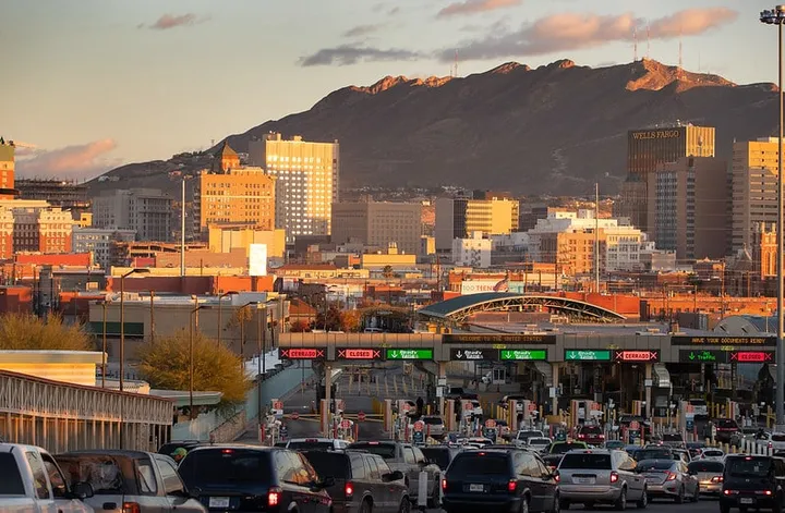 Bridging Countries: The Juarez-El Paso Border Crossing Unveiled