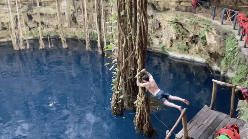 san lorenzo oxman cenote