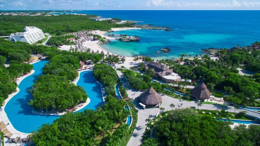 Grand Sirenis Riviera Maya resort pools between jungle and sea