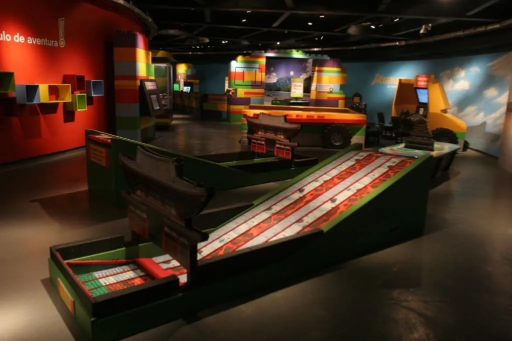 Alfa Planetarium in San Pedro Garza García Monterrey — Mexico's first IMAX theater with the astronomical dome and Rufino Tamayo stained glass window on the exterior facade