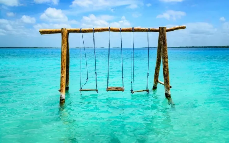 Bacalar town and lagoon planning in October with no sargassum and flexible rainy-season timing