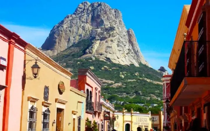 Bernal in June: Weather, Peña & Wine Tips