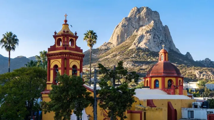 Bernal in September 2026: Peña, Wine & Grito