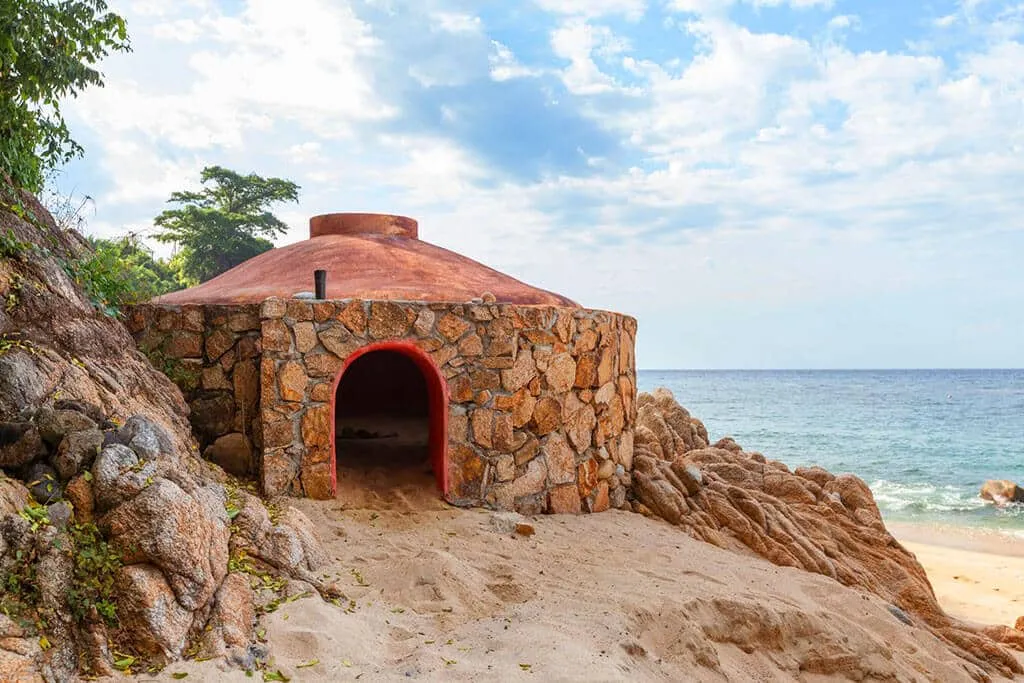 Xinalani Retreat spa palapa above the Quimixto coastline with jungle and ocean views