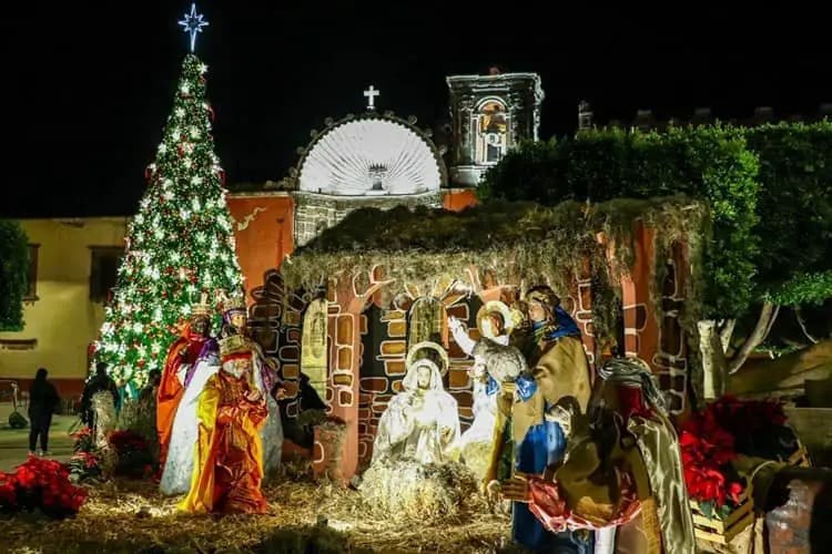 San Miguel de Allende decorated for Christmas and Semana Santa — one of Mexico's top colonial celebration destinations