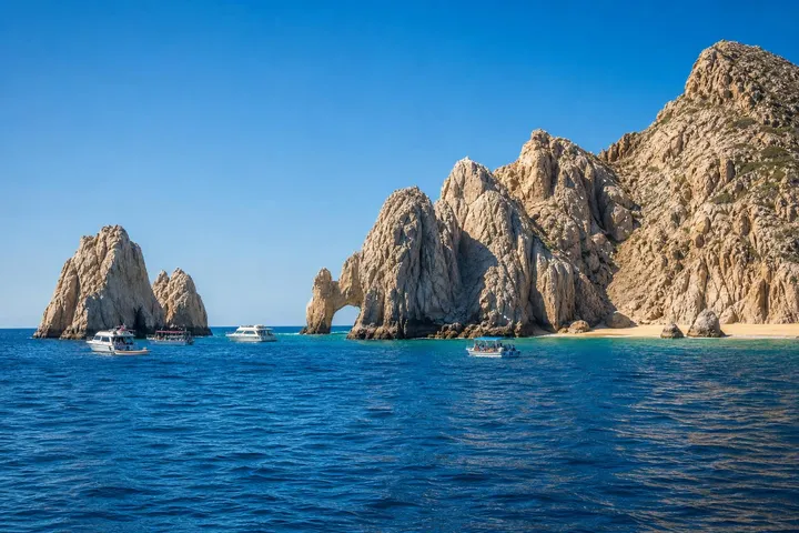 Cabo San Lucas in January: Weather, Whales & Tips
