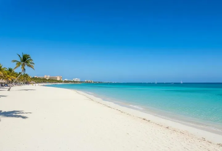 Cancun in April: Weather, Sargassum, Easter Crowds & Tips