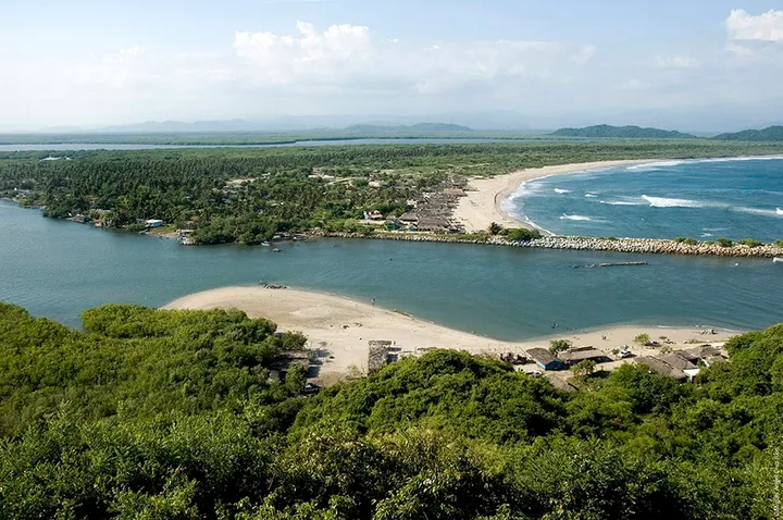 Chacahua National Park 2026: Lagoon, Crocodiles & Oaxaca's Most Remote Beach