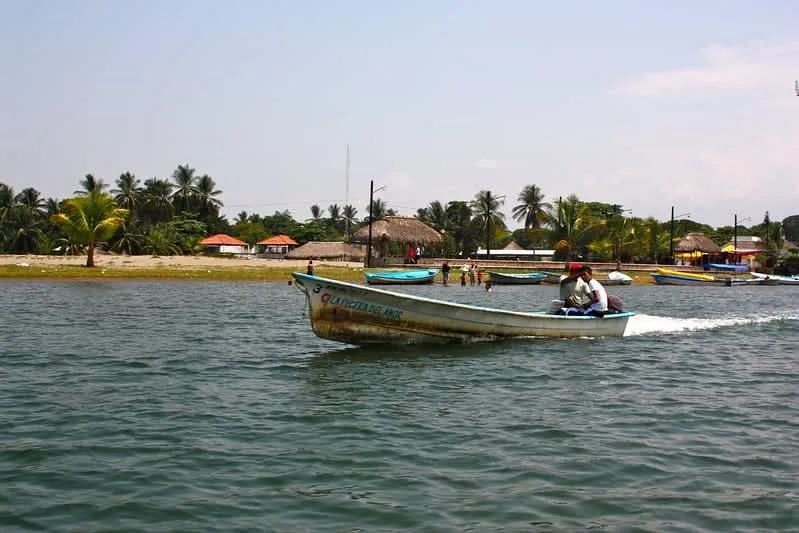 Boca del Cielo sandbar between the Pacific Ocean and lagoon