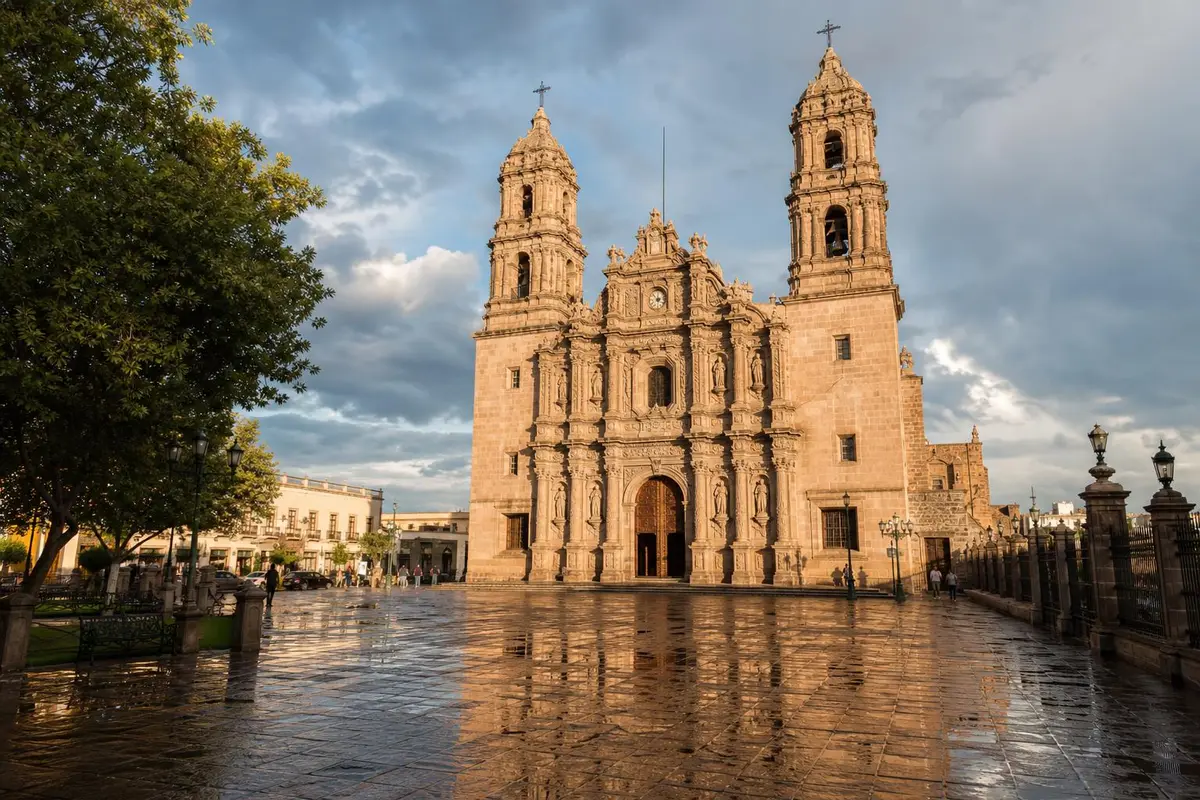 Chihuahua in August: Weather & Travel Tips