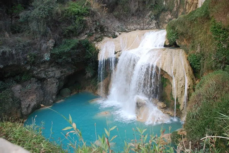 El Chiflón waterfall dropping into turquoise pools near Comitán
