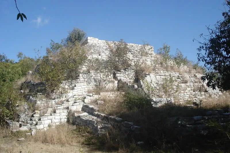 Junchavin ruins on a hill near Comitán