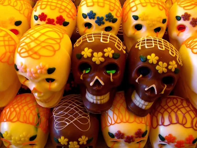 day of the dead skulls