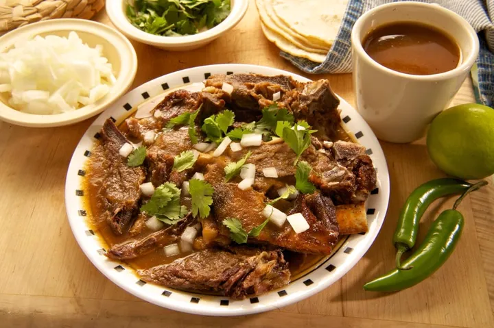 Best Restaurants in Guadalajara 2026: Birria, Tortas & Fine Dining