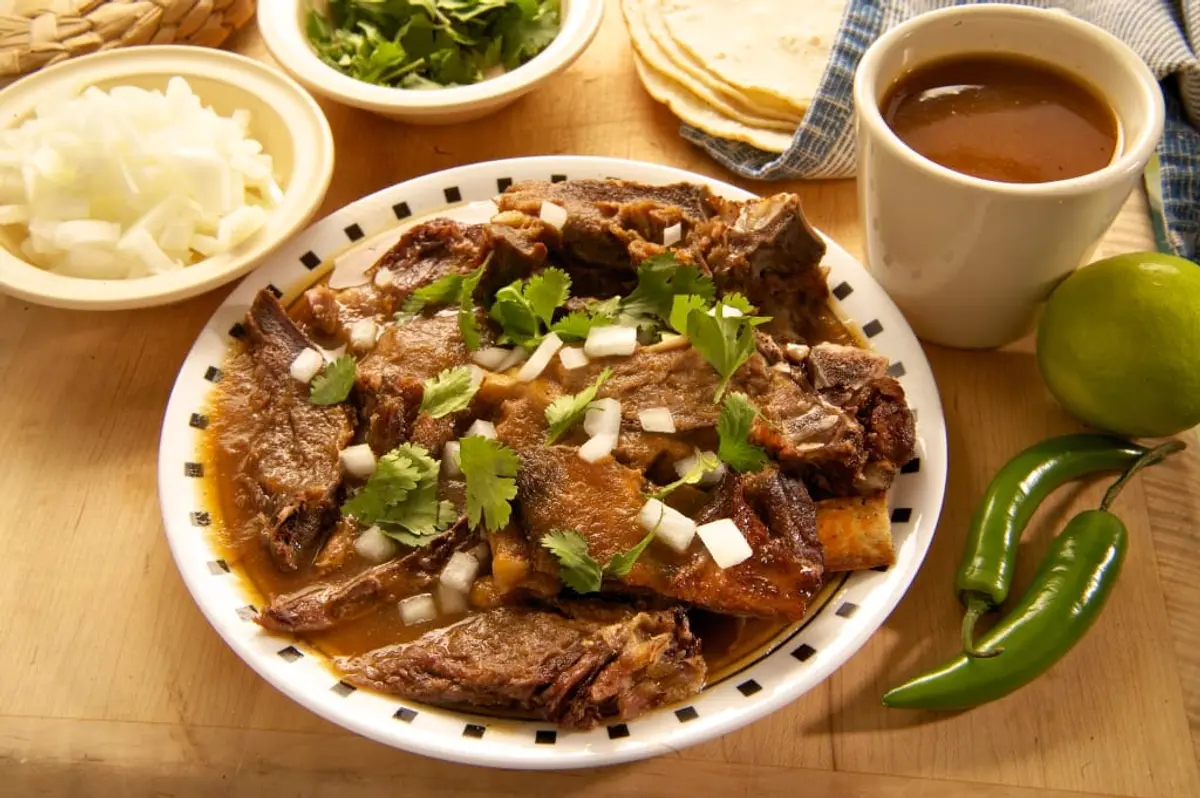 Best Restaurants in Guadalajara 2026: Birria, Tortas & Fine Dining