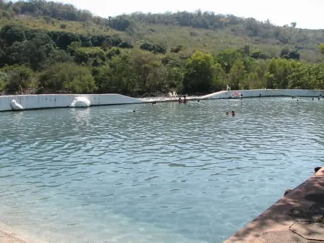 El Carrizal thermal spring sandy-bottom pool next to the Pescados-Antigua River in Veracruz — hot mineral waters at 42 degrees Celsius