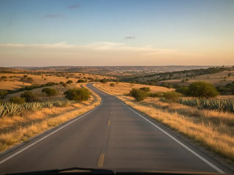 Road through Guanajuato countryside toward Dolores Hidalgo before September celebrations