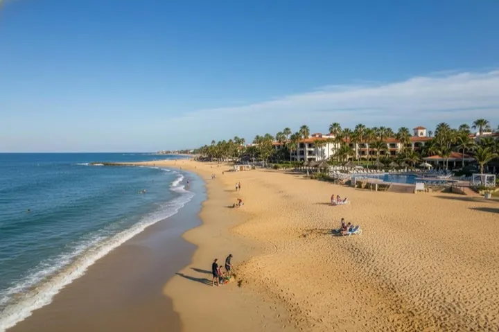 Ixtapa in August: Weather, Beaches & Resort Tips