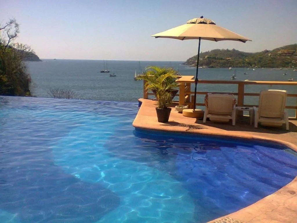 ixtapa zihuatanejo beaches