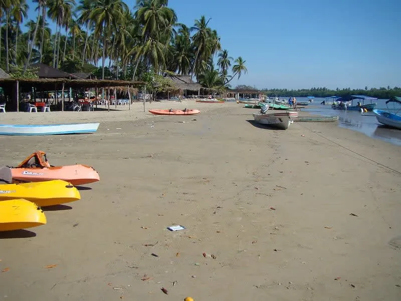 ixtapa zihuatanejo beaches