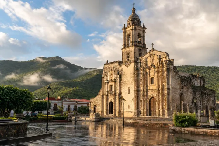 Jalpan de Serra in September: Missions & Grito