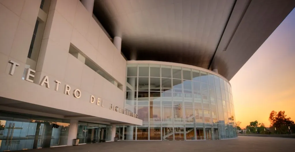 Roberto Plasencia Saldaña Bicentennial Theater in León