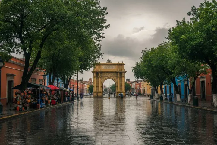 Leon in July 2026: Rain, Leather & Bajio Tips