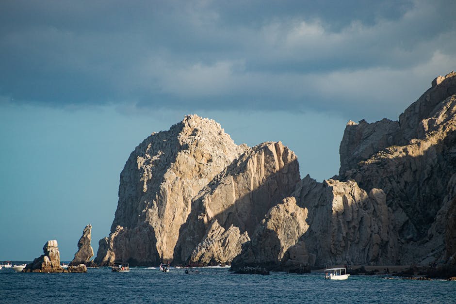 El Arco de Cabo San Lucas — the natural arch at Land's End, 45 minutes from SJD airport along the Corridor highway