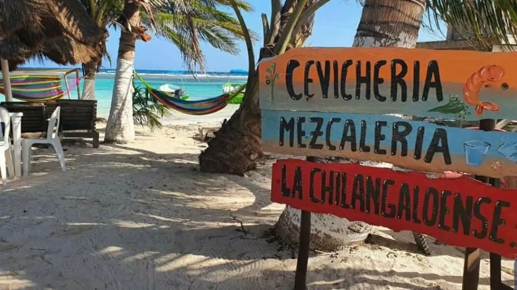 la chilangaloense — Mahahual Beach Mexico