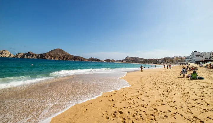 Medano Beach Cabo San Lucas: The Only Safe Swimming Beach (2026 Guide)