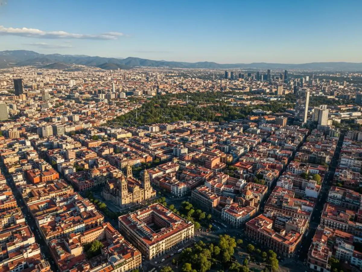 How to Get from Oaxaca to Mexico City in 2026: Flight, Bus, Car or Shuttle