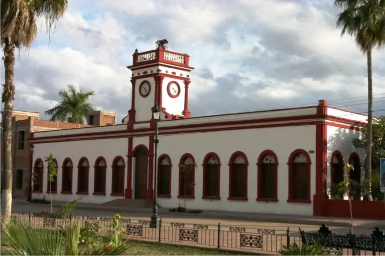 Benito Juarez school facade with clock tower in Mocorito