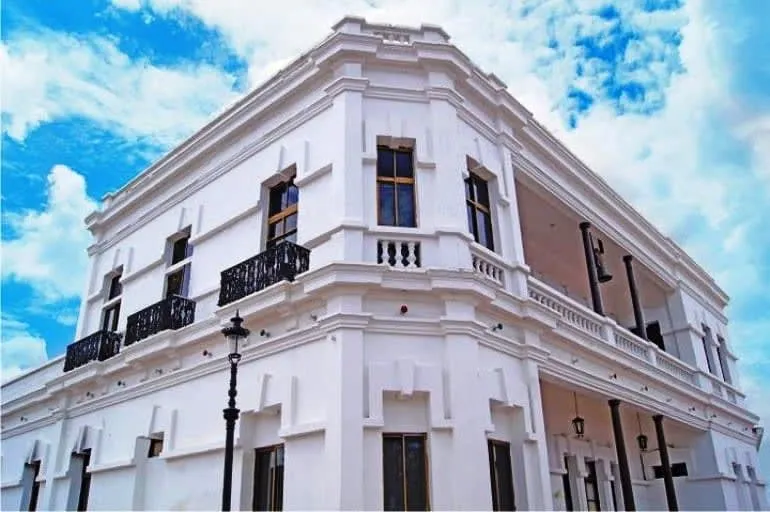 Balconied municipal palace building in Mocorito historic center