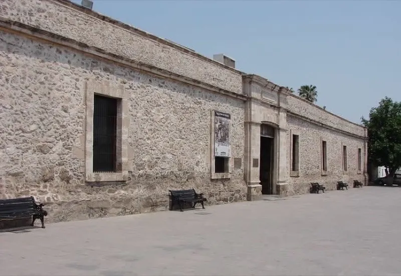 Low-rise streets and winter shade in Monclova city center during January