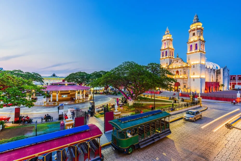 Pastel facades and fortified colonial streets in Campeche