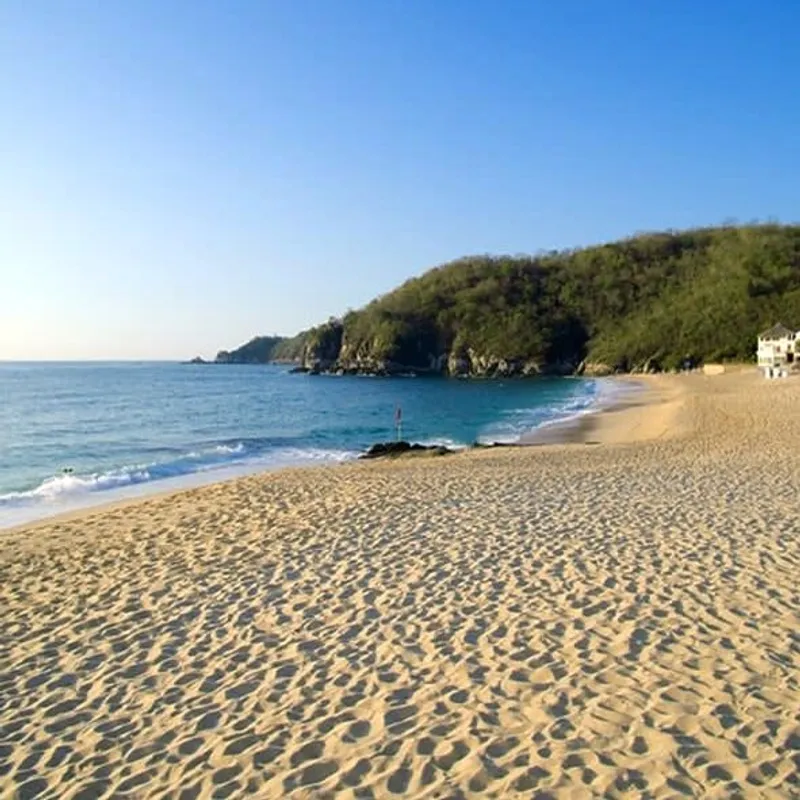 Oaxaca market food during an April dry-season city trip