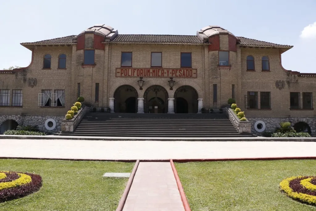 Castillo Mier y Pesado Orizaba — 19th century castle with water mirror facade built by the Pesado family, now operates social services