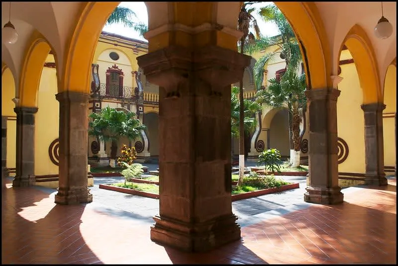 Museum building in Orizaba used as an indoor stop during rainy afternoons