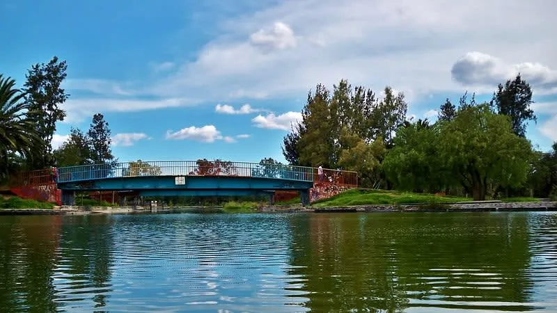 San Juan de Aragón Forest lake and green recreation areas