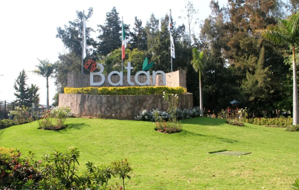 El Batán Eco-Park garden with Diego Rivera mosaic fountain