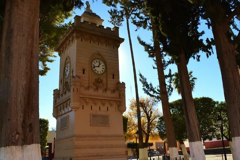 Clock tower and main square in central Parras