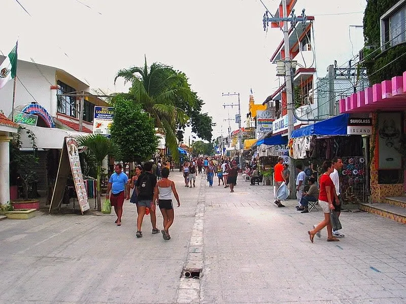 Playa del Carmen beach season planning for a hot May trip