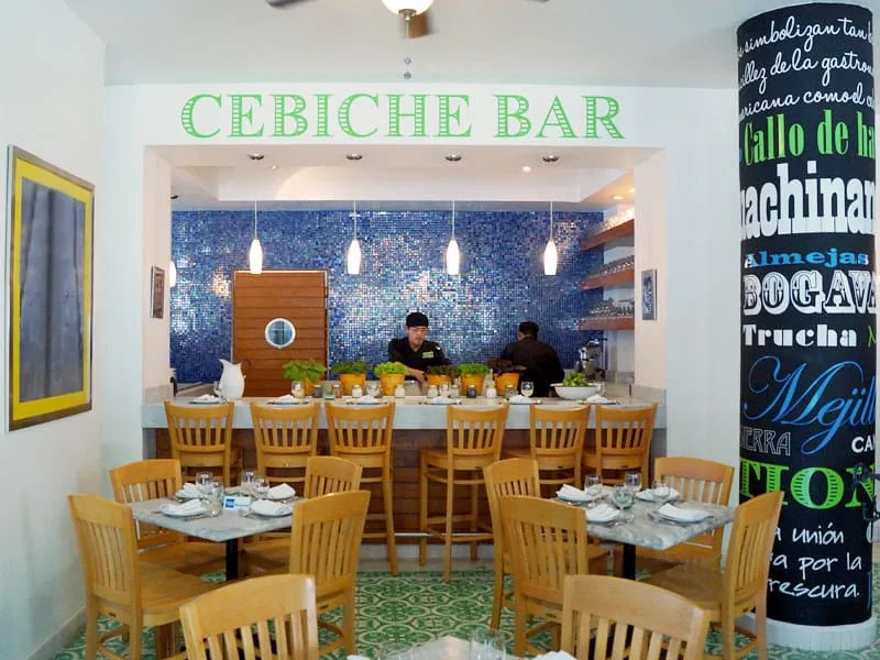 Agua y Sal Cebicheria dining room in Polanco
