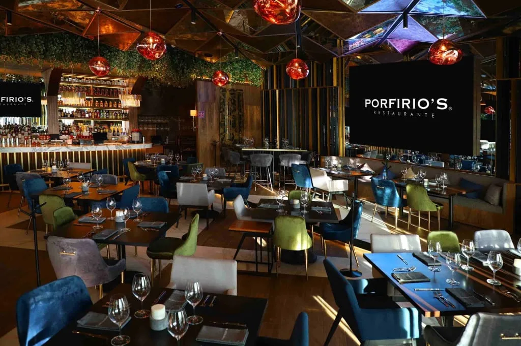 Porfirio's Polanco restaurant dining room