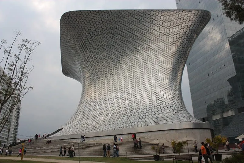 Soumaya Museum silver-tiled facade in Polanco