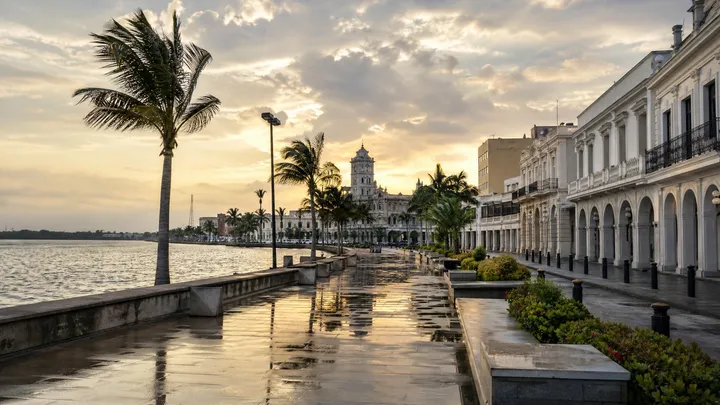 Tampico in October 2026: Beach, Food & Weather