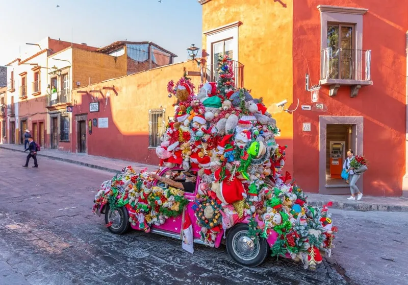 San Miguel de Allende street scene after late-summer rain