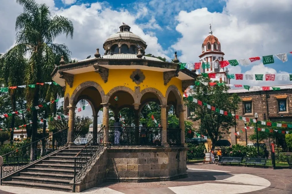 Tlaquepaque artisan buildings in clear April dry-season weather near Guadalajara